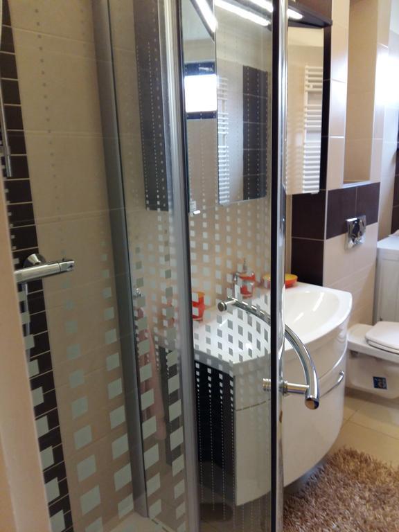 City Centre Apartment Дьёр Экстерьер фото